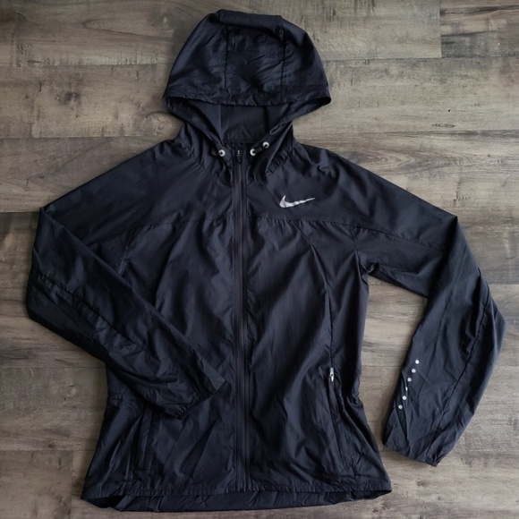 Nike Jackets & Blazers - Nike Impossibly Light Hooded Jacket